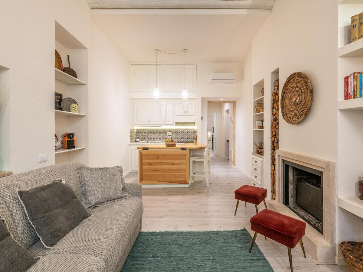 Marco'S Stylish Home In The Heart Of Cagliari Eksteriør billede