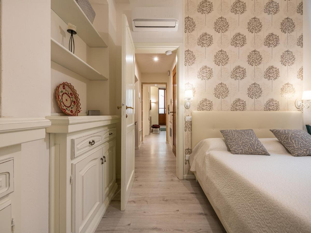 Marco'S Stylish Home In The Heart Of Cagliari Eksteriør billede